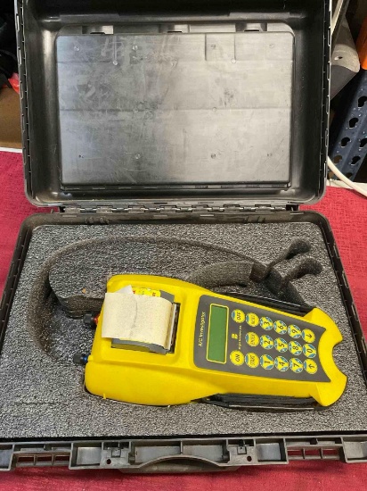 Bright Solutions E95000 A/C investigator with parts . manual and case