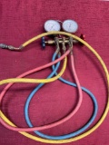 Manifold gauge unit