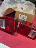 Jeep DOT lights model 279J. They seem to be new
