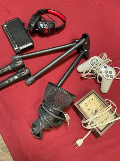 Electronic items, assorted Headphones, clock, tripod, microphones, etc. 8 pieces