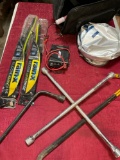 Car items. 8 pieces