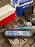 Camping items. Igloo, stove, tent, umbrella, etc. 8 pieces