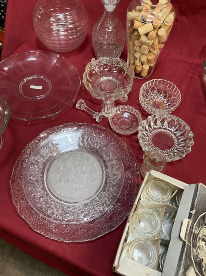 Assorted glass items. Vases, plates, coffee cups, ashtray, etc. 16 pieces