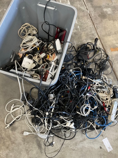 Large lot of assorted cables, computer mouse, adapters, etc. Over 80 pieces includes plastic tub
