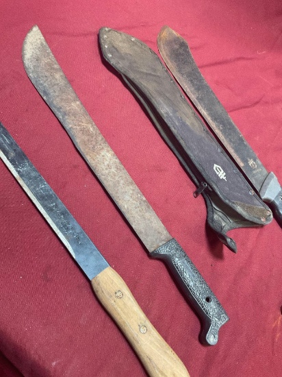 Gerber 16" with sheath, Valley 18" , Corona 16" machetes. 3 pieces