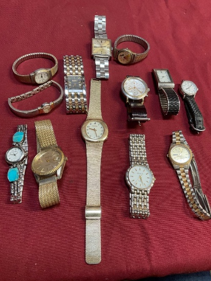 Assorted watches. Quartz, Accutron, Kenneth Kole, Altus, etc. 13 pieces