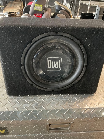 10" Dual subwoofer. Box 12" x 16" x 6"