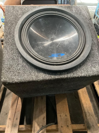 12" Alpine subwoofer with Alpine amplifier. Box 14" x 13" x 17"