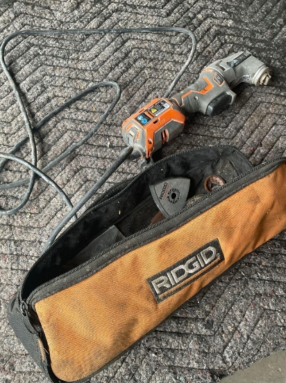 Ridgid Jobmax R2851 series B multi tool. Light turned on but head did not turn