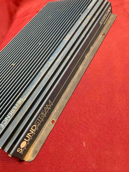 Sound Stream Reference 604 amplifier