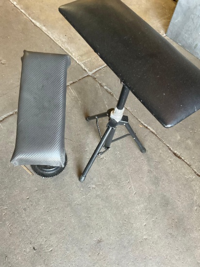 Adjustable tattoo arm rests. 2 pieces