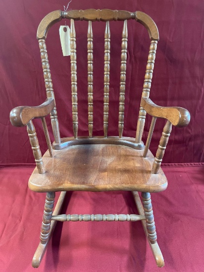 Nelson Juvenile model No.11.250 I child's rocking chair