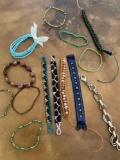 Assorted bracelets. 14 pieces