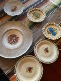 Lot of assorted decorative/ collectable plates. 6 pieces
