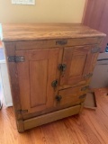 Antique Palace three door on casters ice box refrigerator. 38