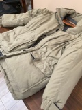 Cabela's Nylon Goose down Jacket, size Large