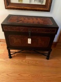 Western design on all sides wood trunk 18