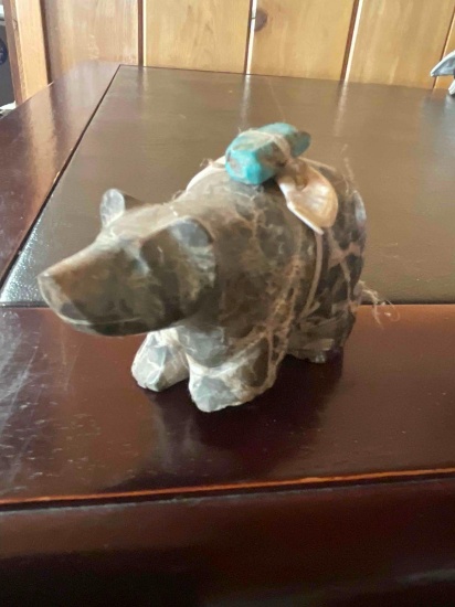 Zuni Fetish Bear with turquoise eyes. 2" x 2.5"