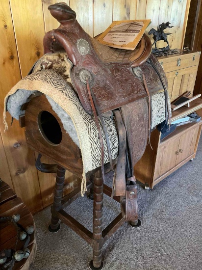 Vintage Powder River Monterey 14" leather saddle & Stirrups, wood saddle stand with storage & saddle