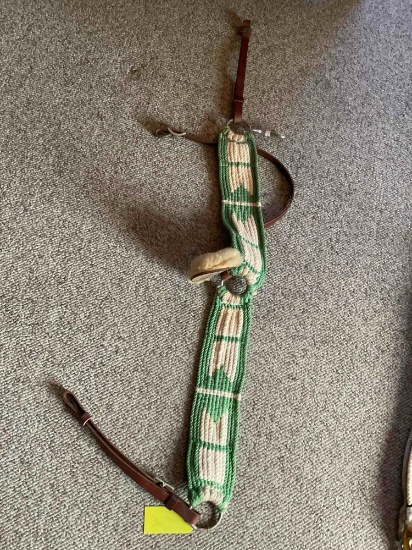 34" green breast collar