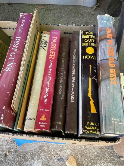 Assorted gun books. 11 pieces