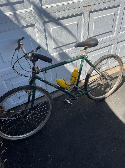 22" Trek bicycle