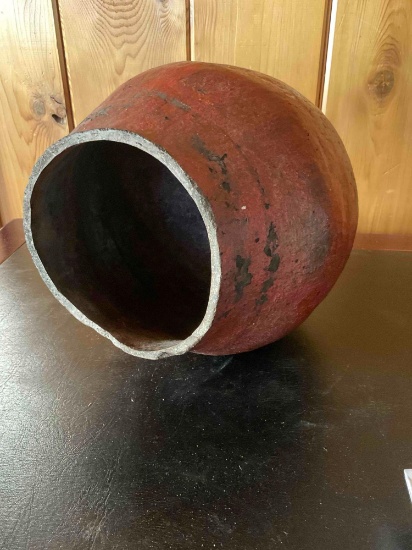 Vintage pottery vase. 10" x 9"
