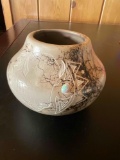 Vintage Buffalo design, signed vase. 3.5