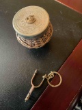 Handmade basket with horse deco lid 3