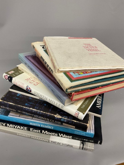 Assorted books. 12 pieces, see pics for titles