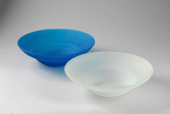 Vintage 4" x 4.5" bowls. 2 pieces