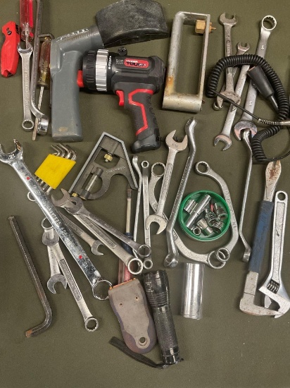 Assorted tools/ items. 40 pieces