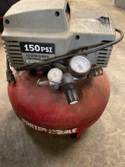 Porter Cable 150 PSI, 6 gallon, oil free, turned on
