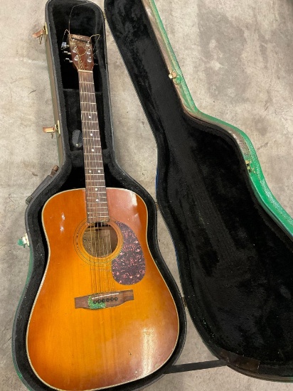 Sedona guitar with case