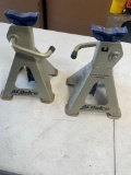ACDelco 2 ton jacks. 2 pieces