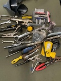Assorted tools/ items.Over 30 pieces