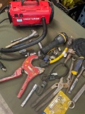 Craftsman CMCe 520 with battery no charge turned on & assorted tools. Over 20 pieces