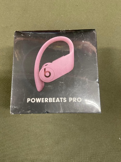 New Powerbeats Pro wireless, Bluetooth earphones with charging case and lightning cable