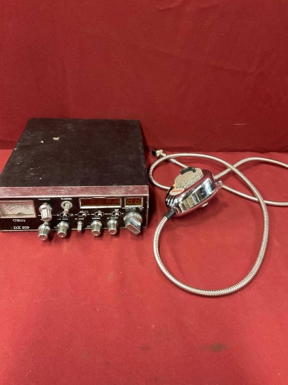 Untested Galaxy DX959 Mobil CB radio no cords & RoadKing Mic. Mic does not go with radio