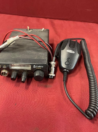 Untested Cobra 19DX IV CB radio & Cobra HighGear mic.