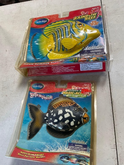 Swim Ways Rainbow Reef & Rainbow Reef mini trigger fish