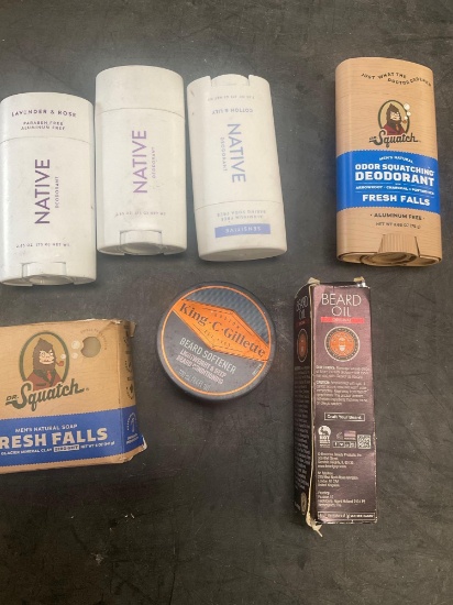 Native, Dr Squah & beard softner. Damaged or stained packaging. Unknown expiration. 7 pieces