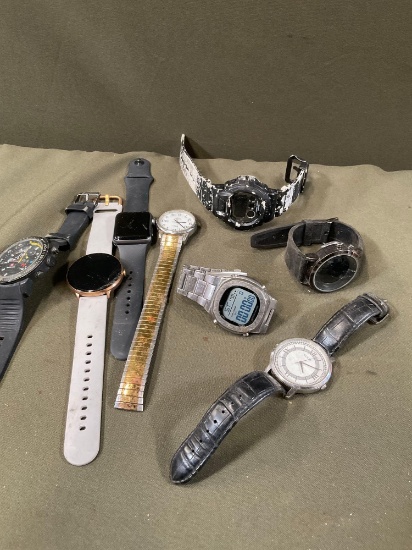 Assorted watches. 8 pieces