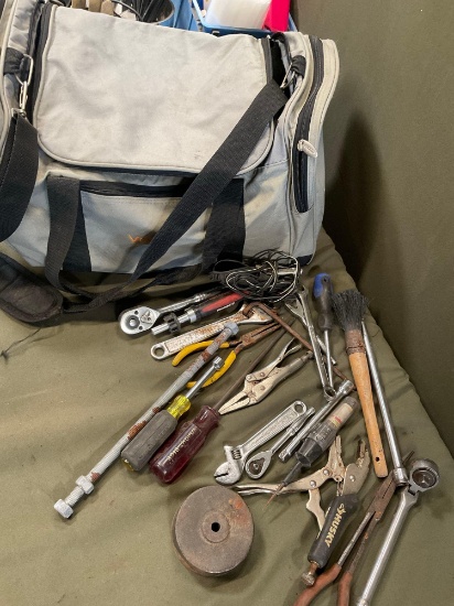 Voya bag & assorted tools. 22 pieces