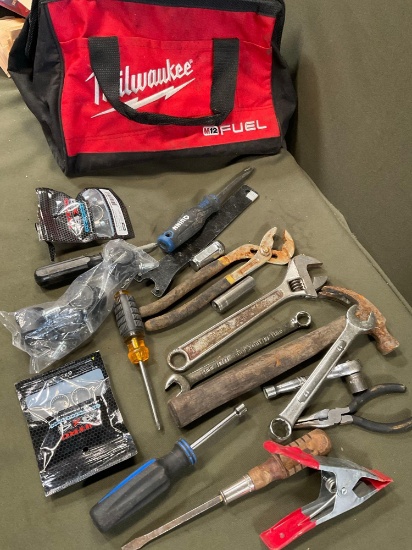 Milwaukee tool bag and assorted tools. 20 pieces