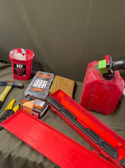 2 gallon gasoline container & assorted tools/ items. 8 pieces