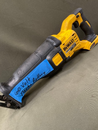 Untested , no battery DeWalt reciprocating saw