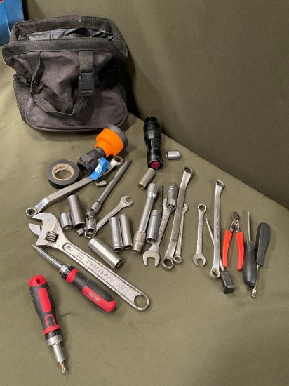 Tool bag and assorted tools. 30 pieces