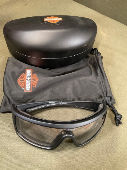 Harley Davidson glasses with case & storage bag, very good condition