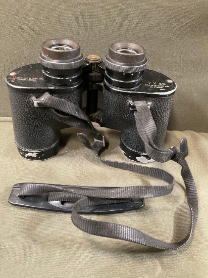 Vintage Research Optical Co 7 X 35 500 ft at 1000 yds No 17899 binoculars